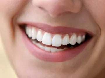 Fim da dentadura? Remédio para o dente nascer de novo será testado no Japão