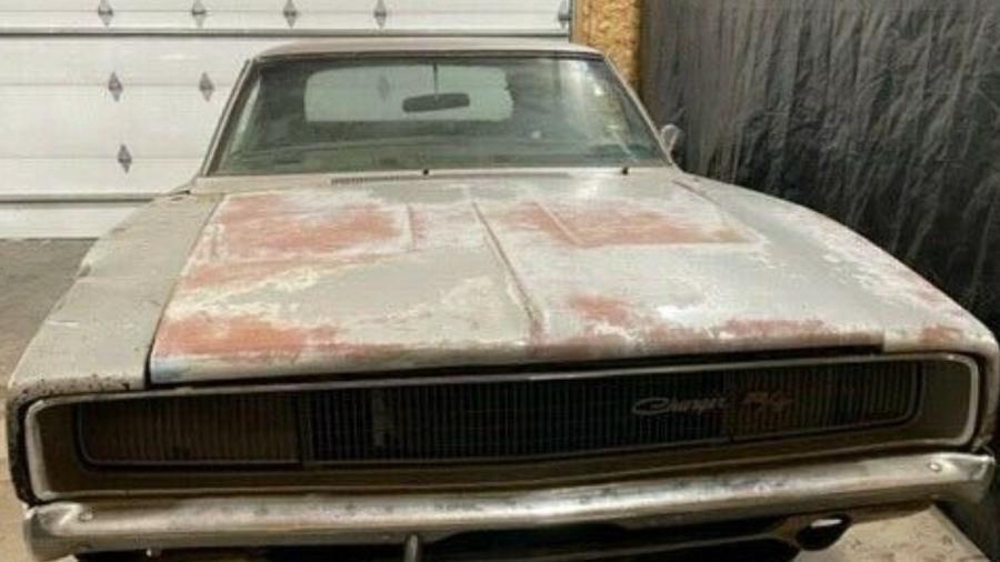 Dodge Charger parado há 50 anos vai a leilão - Reprodução