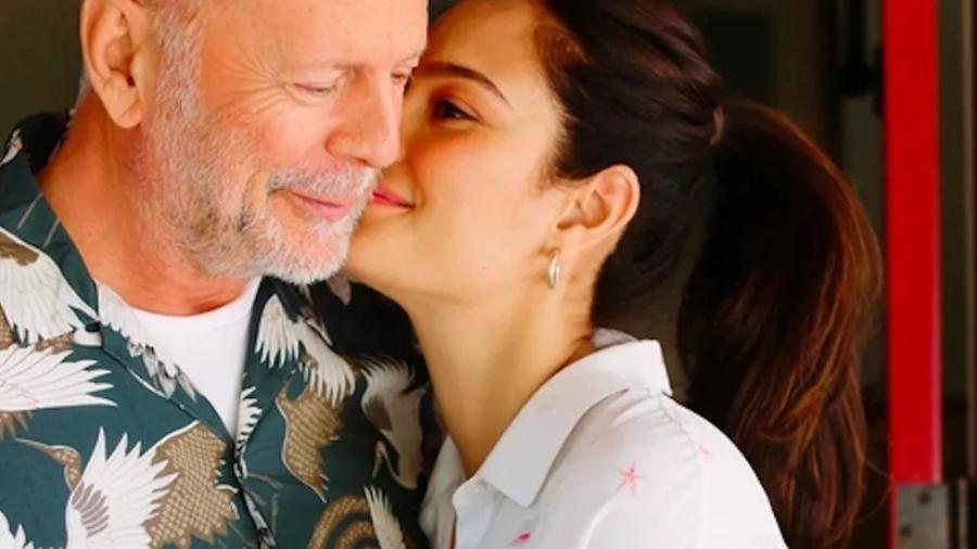 O ator Bruce Willis e a esposa, Emma Heming