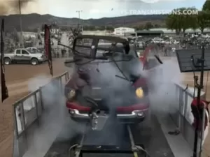 Motor 'mexido' de picape com mais de 2.000 cv explode durante teste; veja