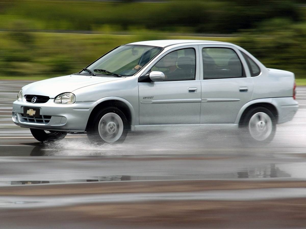 Chevrolet Corsa Sedan 1996 - Divulgação