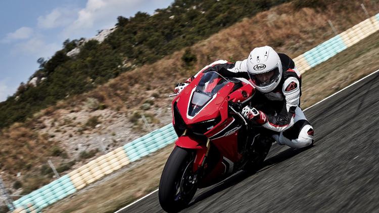 Honda CBR 1000 RR Fireblade - Divulgação - Divulgação