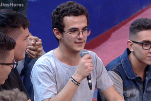 Jovem refez pergunta antiga a Zeca Pagodinho - Reprodução/TV Globo - Reprodução/TV Globo