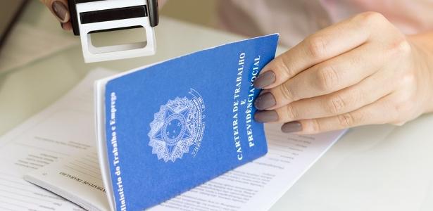 Governo libera hoje lote extra do abono salarial; veja quem tem direito