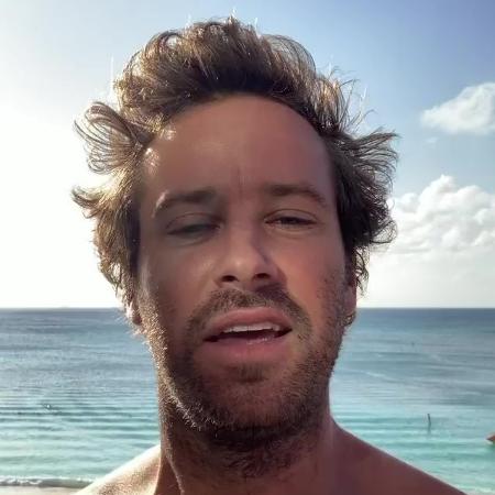 Armie Hammer comentou assunto em entrevista - Reprodução/Instagram @armiehammer