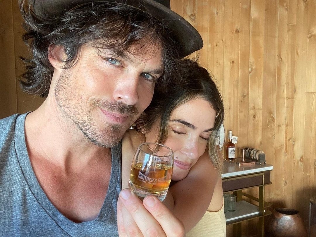 Ian Somerhalder diz que mulher o ajudou a se recuperar financeiramente