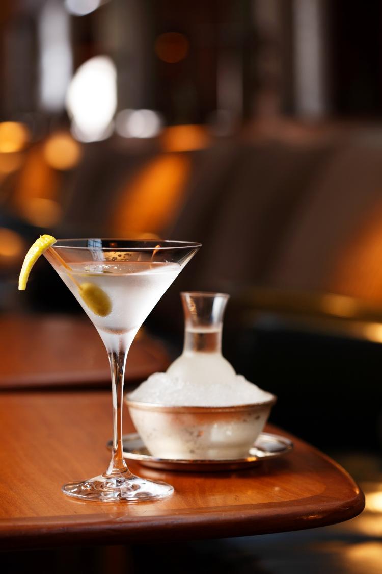 Dry Martini e seu decanter, do Baretto