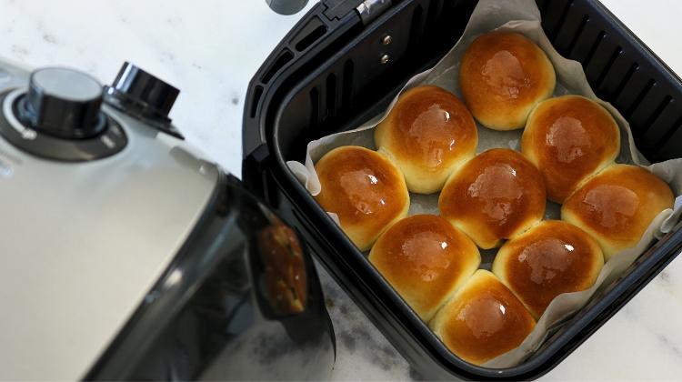 Pão na air fryer