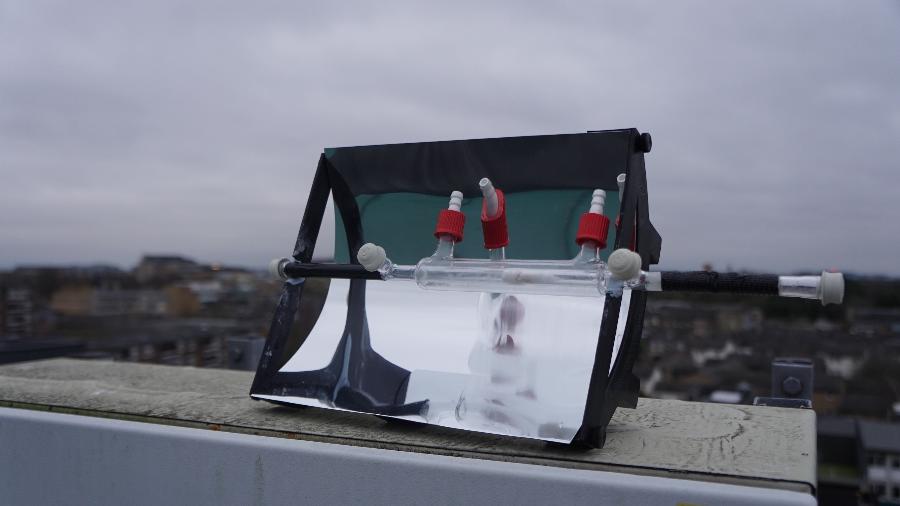 Pesquisadores da Universidade de Cambridge, no Reino Unido, desenvolveram um reator solar capaz de transformar o CO2 em gás de síntese - Divulgação/Universidade de Cambridge