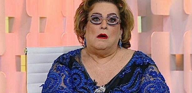 Image accompanying Mamma Bruschetta se engasga na RedeTV! e é socorrida por bombeiros, from UOL