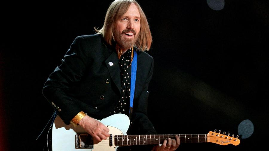 Tom Petty and the Hearthbreakers se apresentam no intervalo do Super Bowl em Glendale, Arizona, em 2008 - Jeff Haynes/Reuters