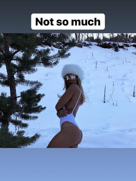 Aniita posa na neve - Reprodução/Instagram/anitta - Reprodução/Instagram/anitta