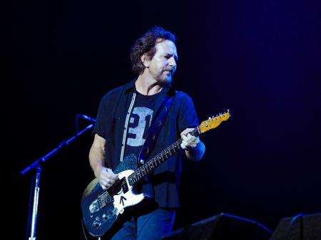 Eddie Vedder durante a apresentação do Pearl Jam no Lollapalooza 2018 - Mariana Pekin/UOL