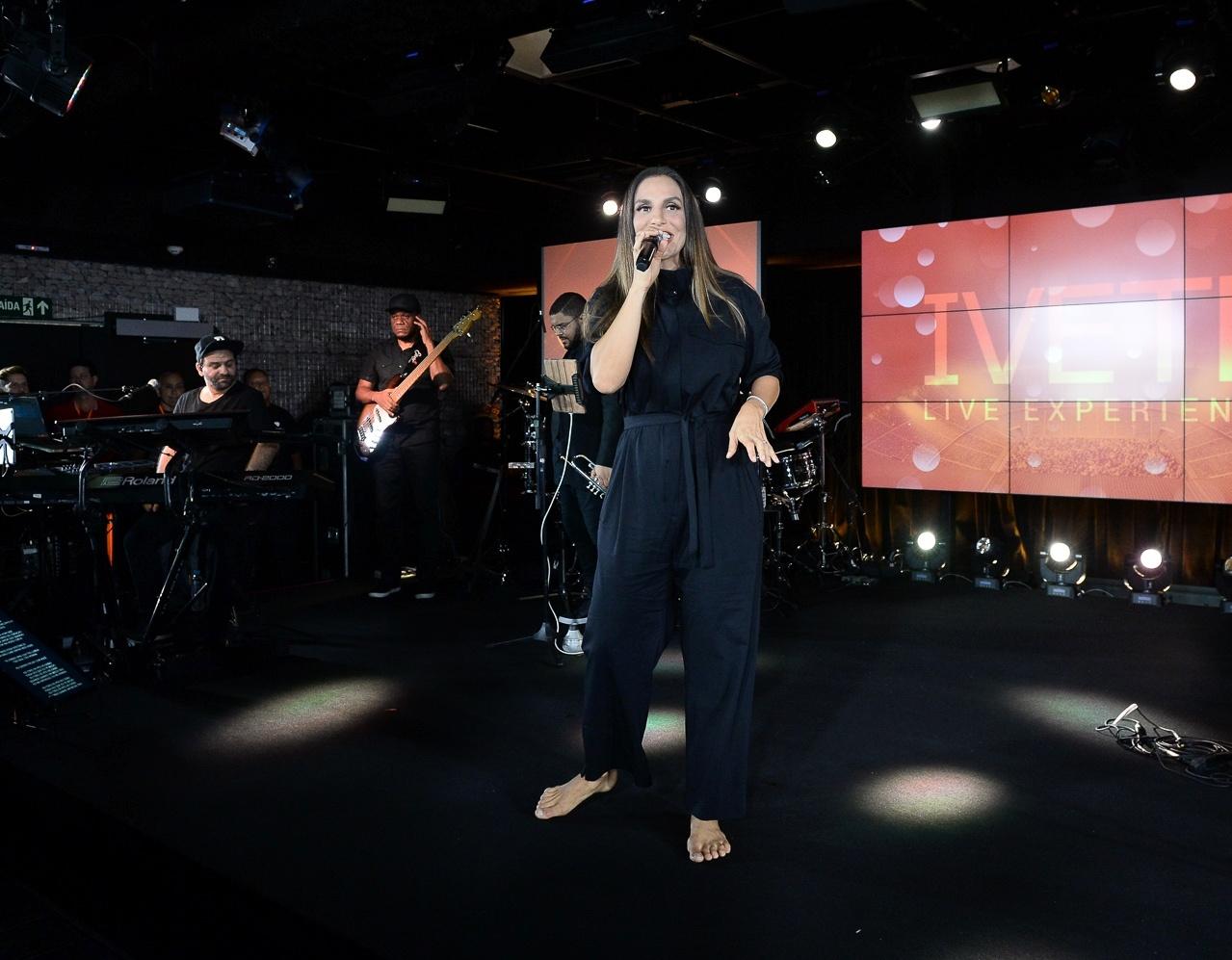 Ivete Sangalo participa de pocket show na sede da Google, em São Paulo - Francisco Cepeda/AgNews