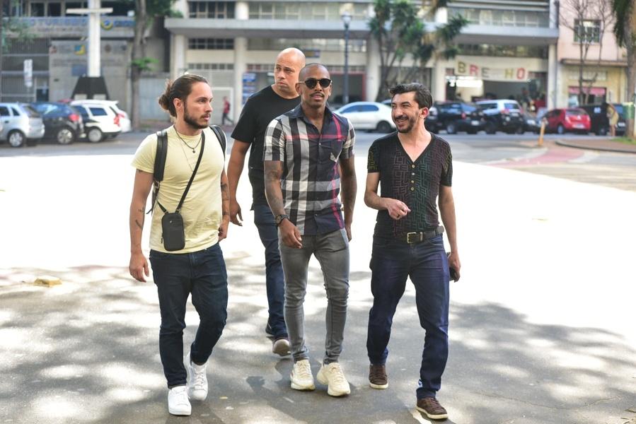 Após a polêmica com Luisa Marilac, Nego do Borel visitou nesta sexta-feira (1) ruas do Largo do Arouche, no Centro de São Paulo, onde se concentra a maior parte dos transexuais e travestis da capital paulista.  - Leo Franco/AgNews