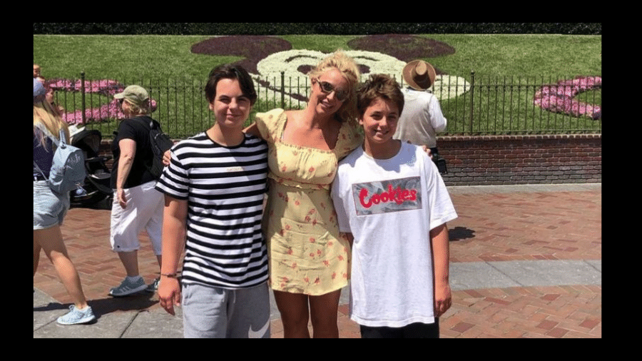 Britney Spears e seu filhos Sean (13 anos) e Jayden (12 anos) - Reprodução/Instagram