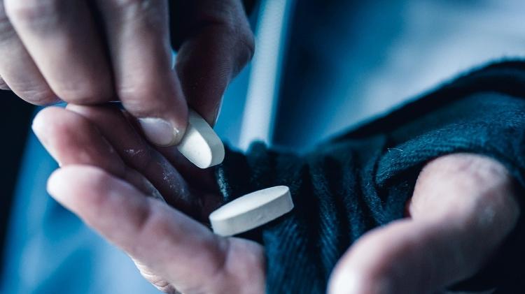 suplemento, comprimido, treino - iStock - iStock