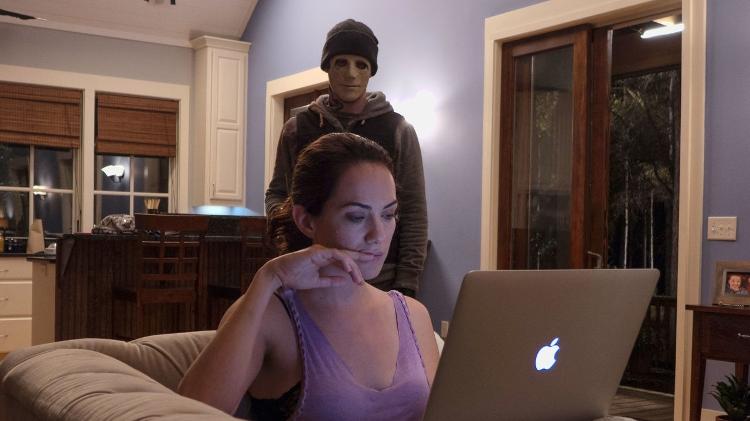 Cena de Hush: A Morte Ouve (2016) - Reprodução - Reprodução