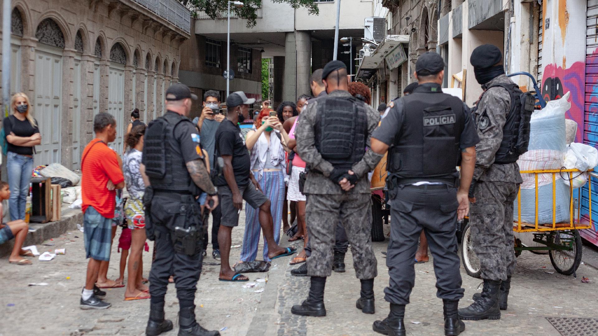 Como 4 Mulheres Passaram As últimas Horas Em Prédio Ocupado No Rio