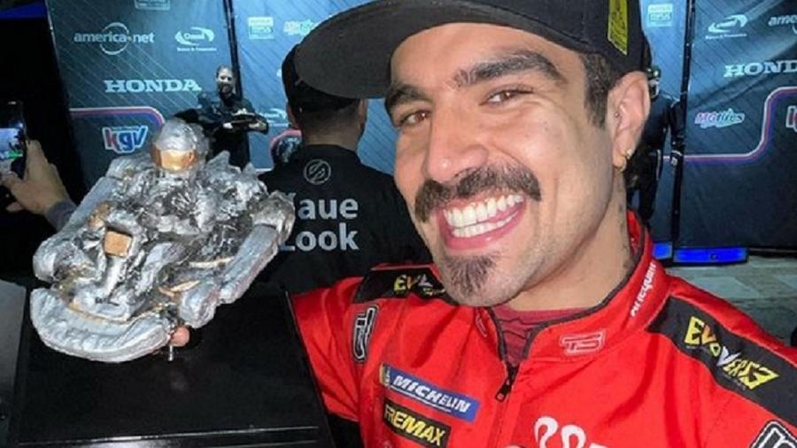 Caio Castro vence campeonato de kart - Reprodução: Instagram