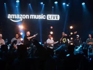 Show da Turma do Pagode será exibido pela Amazon após Athletico-PR x Vasco