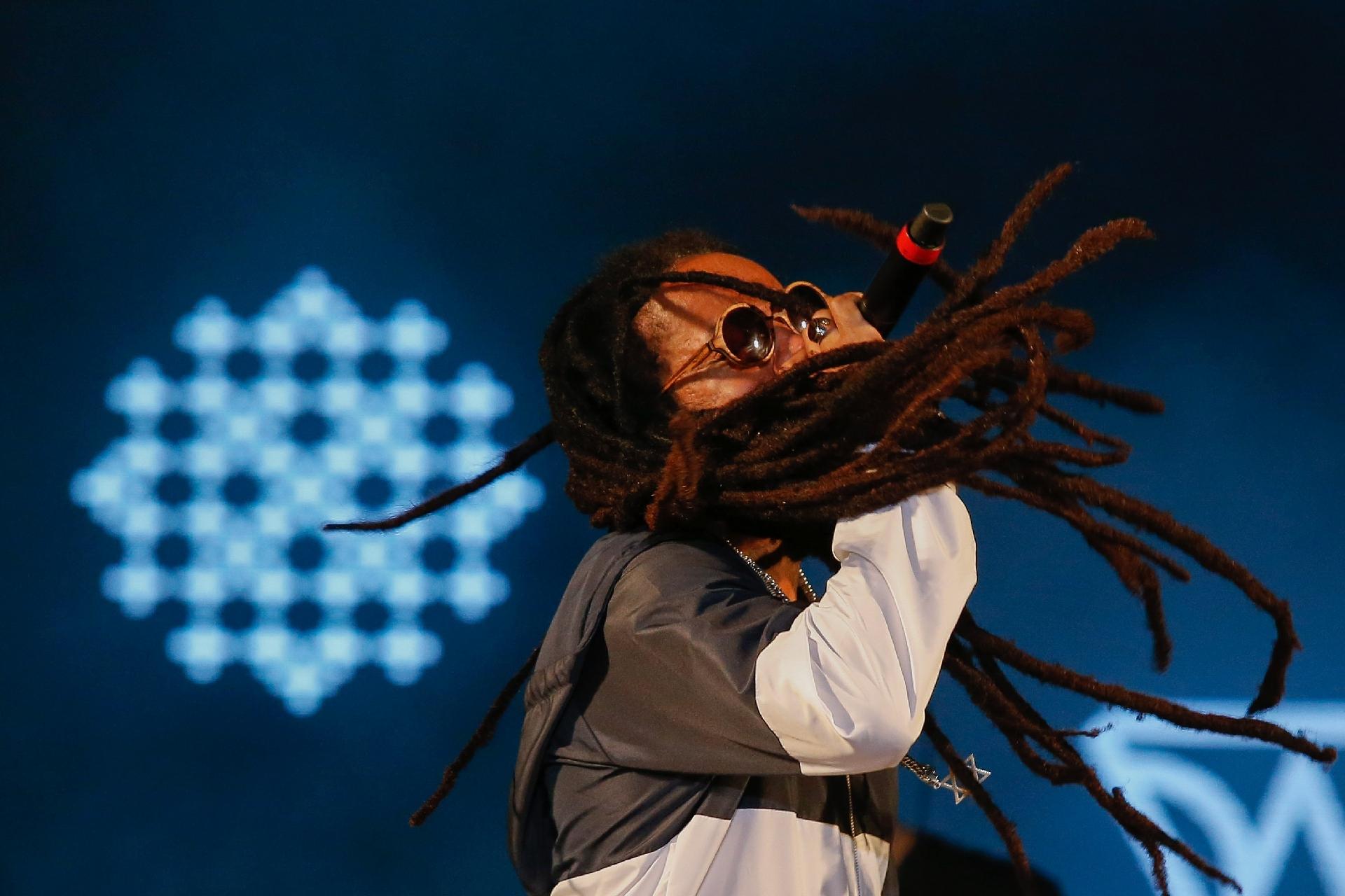 O rapper Rael agitou o Palco Sunset no segundo dia de Rock in Rio antes de receber a diva da música brasileira Elza Soares - Marco Antonio Teixeira/UOL