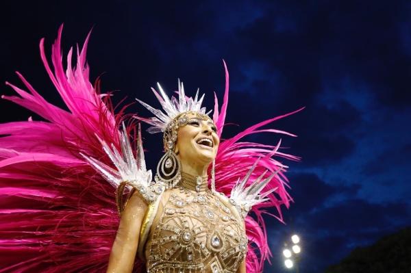 Veja Fotos Do Desfile Da Gavioes Da Fiel No Carnaval 2019 Sao Paulo Carnaval 2019 Carnauol
