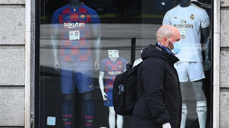 17.03.2020 - Os moradores de Barcelona só podem sair de casa em ocasiões especiais, definidas por decreto - Gabriel Bouys/AFP