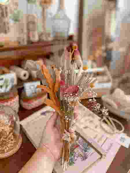 Flores secas feitas por Ellen Melo Cortizo - Arquivo pessoal - Arquivo pessoal