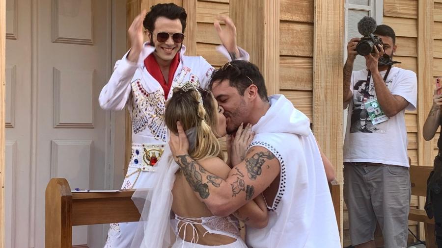 O casal de ex-BBB Viih Tube e Elieser se "casam" no Rock in Rio - Lucas Pasin/Splash