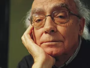 José Saramago não será revisado. Dante Alighieri não virá para a conversa