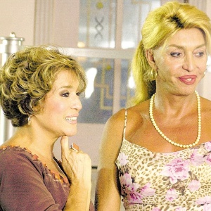 Ela participou de "Mulheres Apaixonadas" como a cabeleireira de Lorena, interpretada por Susana Vieira, em 2003 - Divulgação/TV Globo  - Divulgação/TV Globo 