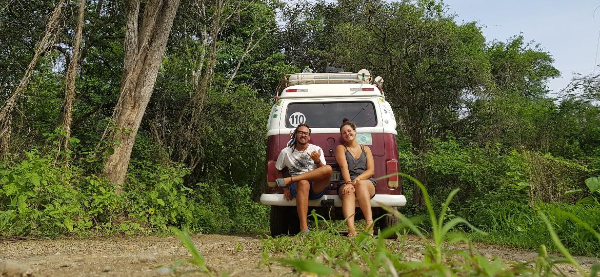 Manoela e Rodrigo viajavam pela América do Sul quando a Colômbia entrou de quarentena e ficaram "ilhados" em Medellín - Arquivo pessoal