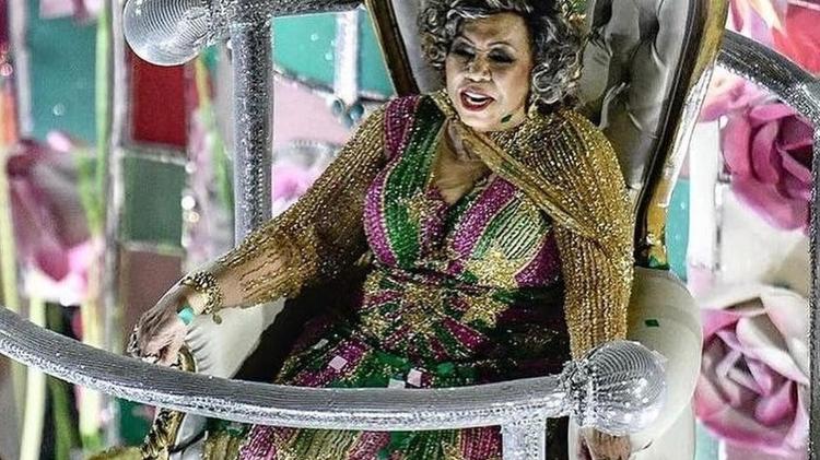 Alcione foi a homenageada da Mangueira no Carnaval 2024