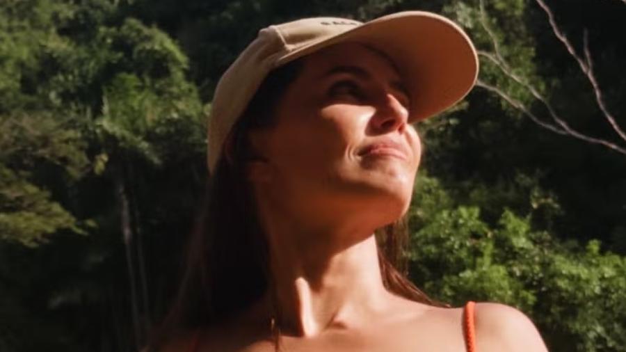 Deborah Secco posou de biquíni em meio à natureza - Reprodução/Instagram