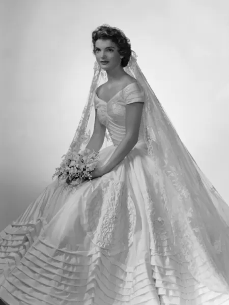 Vestido de Noiva - Jackie Kennedy - Resposta - Divulgação - Divulgação