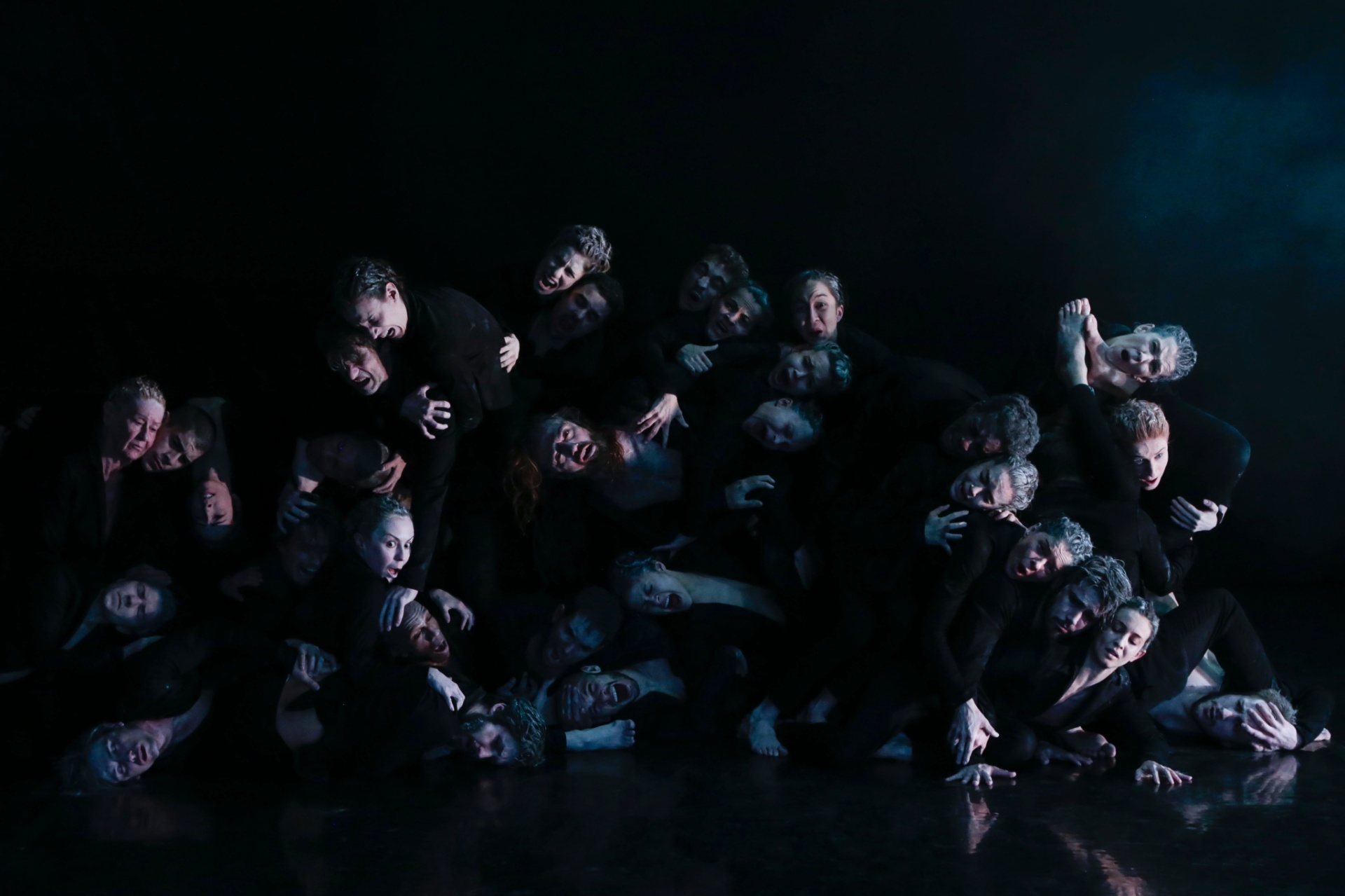 "Titã" - Divulgação