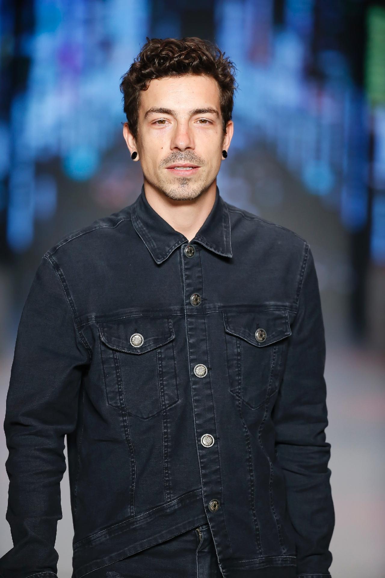 Di Ferrero desfila para Coca-Cola Jeans na SPFW N42 - Alexandre Schneider/UOL