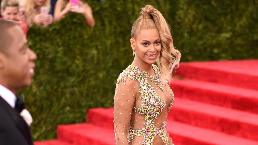 Beyoncé no baile do MET de 2015 vestindo Givenchy - Getty Images