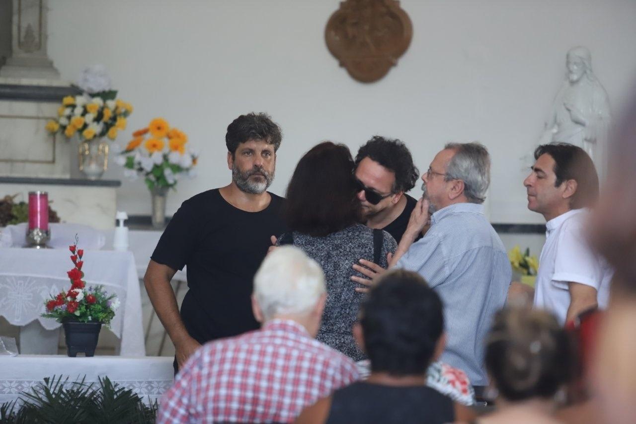 Famosos e familiares se despedem do ator Caio Junqueira, que morreu na quarta-feira (23) após um grave acidente de carro - Daniel Pinheiro/AgNews