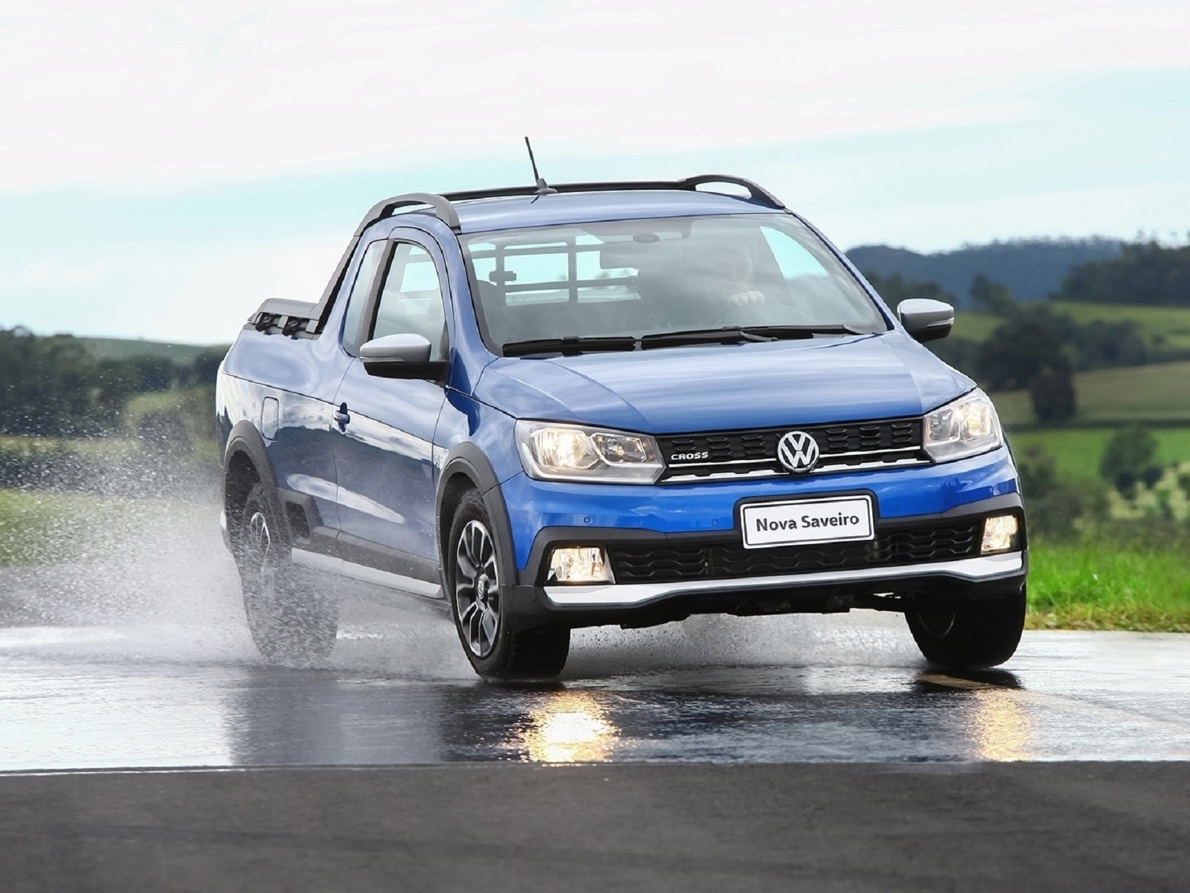 Pedra Azul Automoveis - VOLKSWAGEN / SAVEIRO CROSS