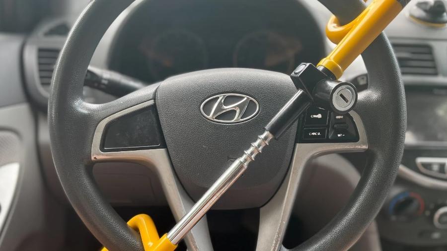 Trava no volante de Hyundai