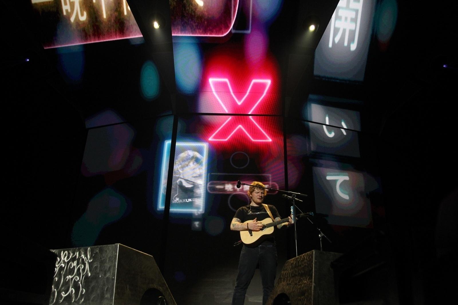 Ed Sheeran apresenta no Rio de Janeiro o show da turnê "Divide" na arena Jeunesse, no Recreio dos Bandeirantes - Marcelo Sá Barreto/Ag News