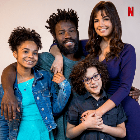 Netflix divulga elenco de sua nova série brasileira, "Samantha!" - Reprodução/Twitter