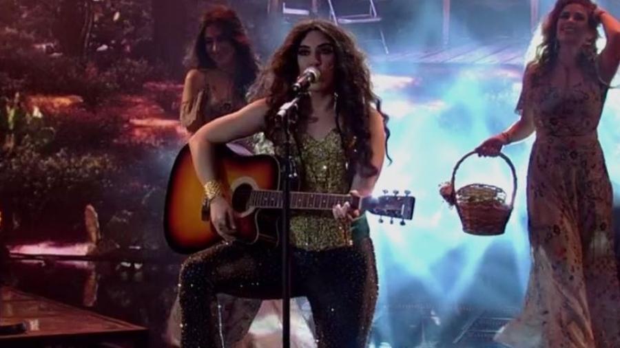 Naiara Azevedo como Shakira no "Show dos Famosos" - Reprodução/TV Globo