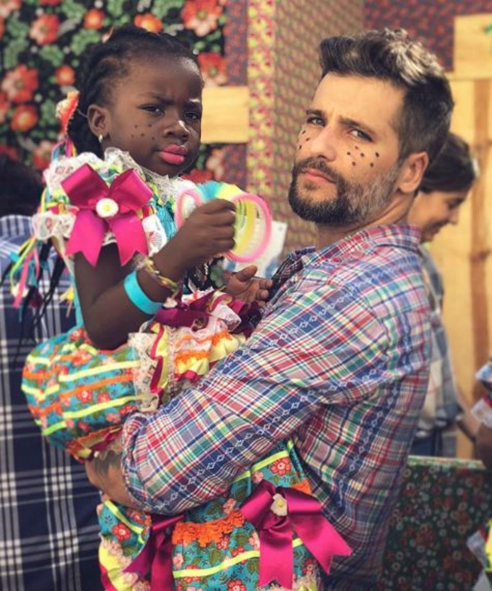 Dia dos Pais: Bruno Gagliasso e Titi - Instagram/gio_ewbank