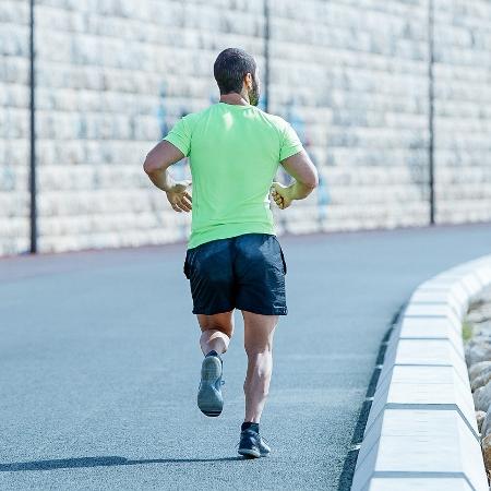 Uma corrida curta e intensa é melhor para a saúde do que uma corrida longa  - UOL VivaBem