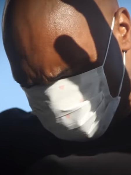 MV Bill no clipe de 'Quarentena' - Reprodução - Reprodução