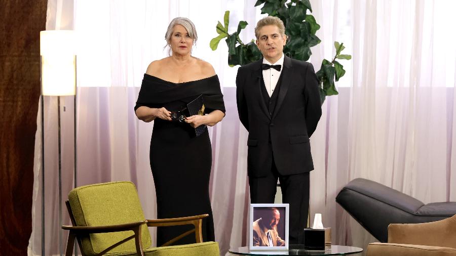 Lorraine Bracco e Michael Imperioli no 75º Emmy Awards