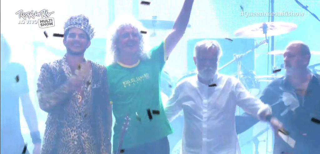 18.set.2015 - Adam Lambert se apresenta com o Queen no Rock in Rio 2015, que marca 30 anos de festival. A edição de 1985 contou com um show antológico da banda britânica - Reprodução